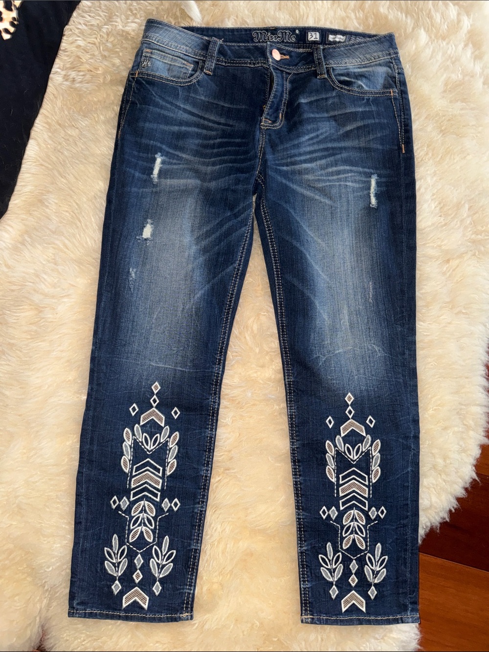 Miss Me Dark Blue Cropped ankle skinny Jeans with White Embroidered Ankles s 31